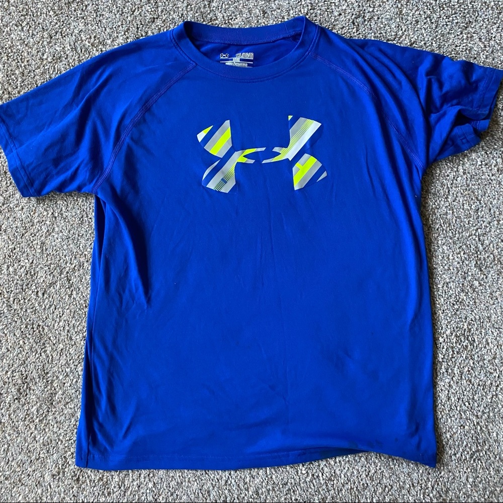 Under Armour Boy’s Tee Shirt - XL